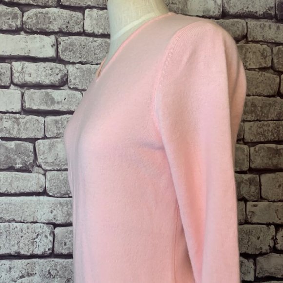 Croft & Barrow Pink V-Neck Sweater Size M - Picture 5 of 9